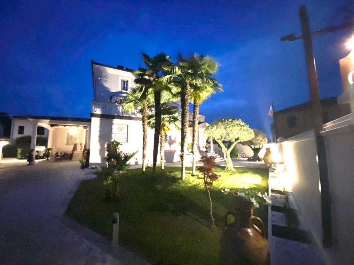 Bed & Breakfast Stazione Don Camillo *