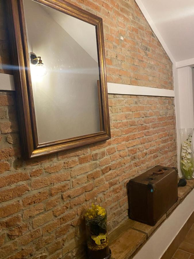 Stazione Don Camillo Bed & Breakfast Brescello