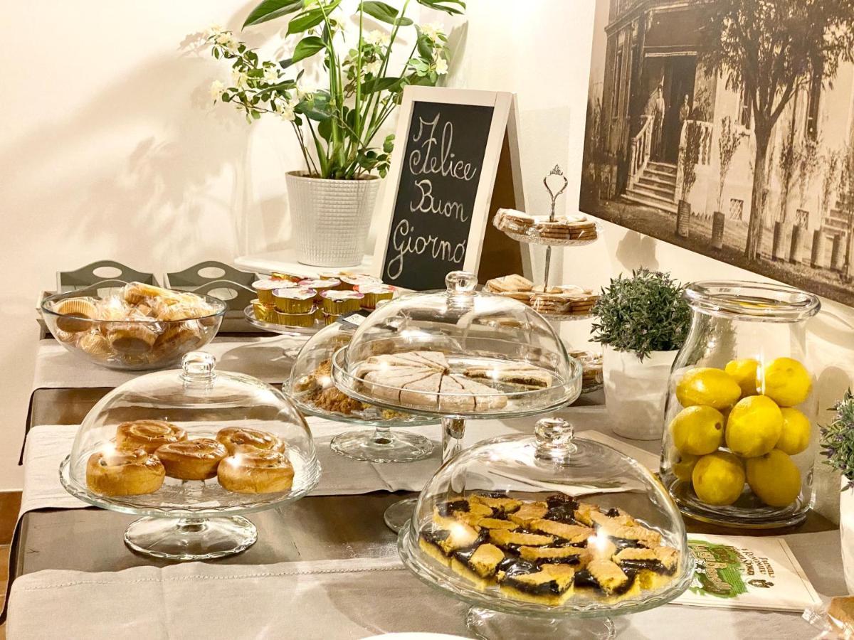 Bed & Breakfast Stazione Don Camillo *